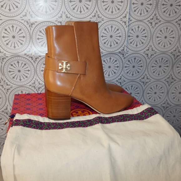 Tory Burch Kira 70mm Calf Leather Bootie Tan size 8.5 - Picture 4 of 16